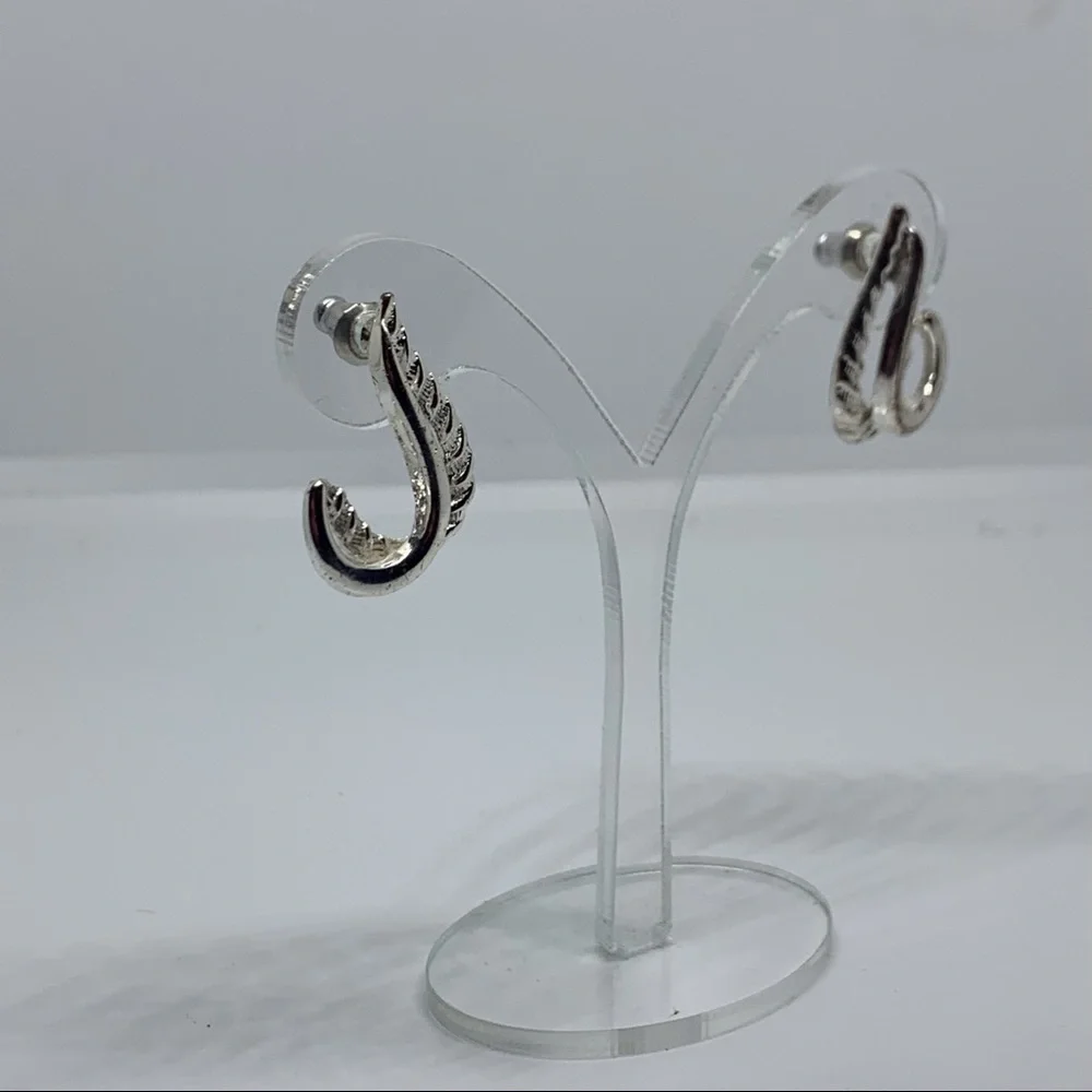 Vintage Almay hook shaped earrings
